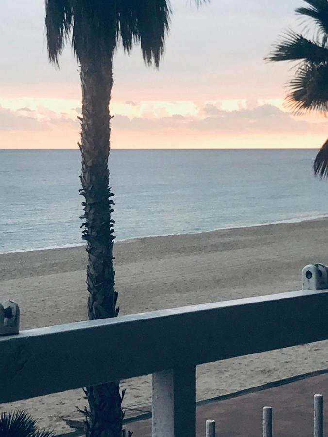 Beach Apartment-Villajoyosa, North Alicante エクステリア 写真